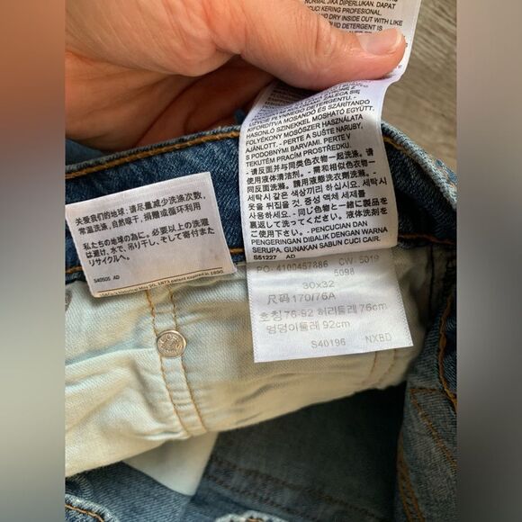 Levi’s 502 Denim Jeans men’s Jeans Straight Leg Distressed Ripped Blue Size 30 - Picture 10 of 10